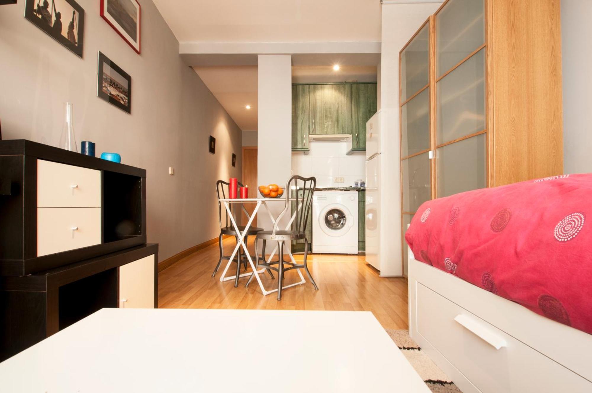 Apartamentos Eloisa Мадрид Стая снимка